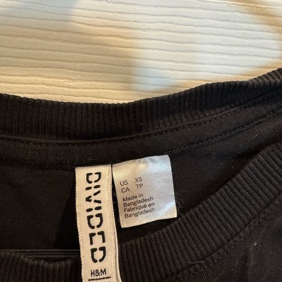 H&M Black Ribbed T-Shirt - Picture 3 of 3